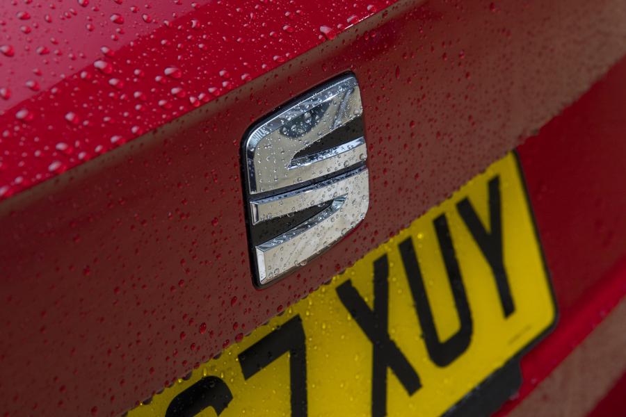 Логотип Seat Arona FR 2017 года  (UK) (фото 15 из 40)
